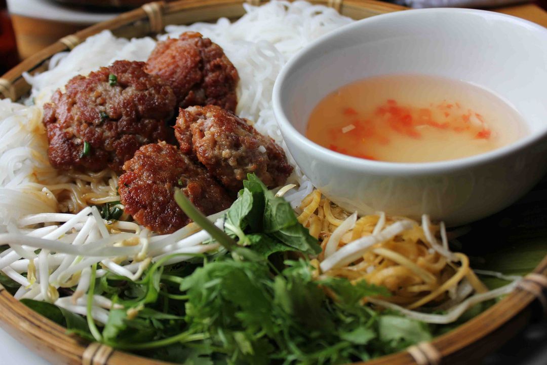 6 must enjoy dishes when visiting Hanoi