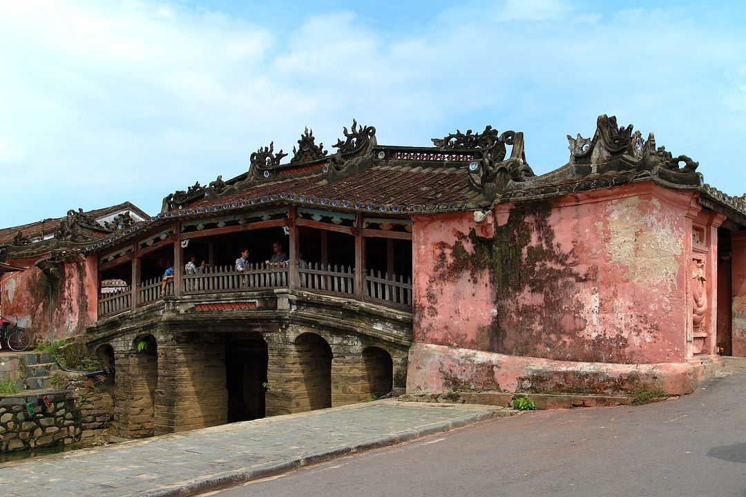 Cau Pagoda | Vietnam motorbike tours | Saigon Riders