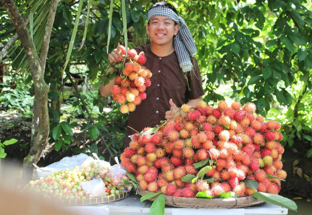 Many tropical fruits such as rambutan can be found in Can Tho fruit gardens